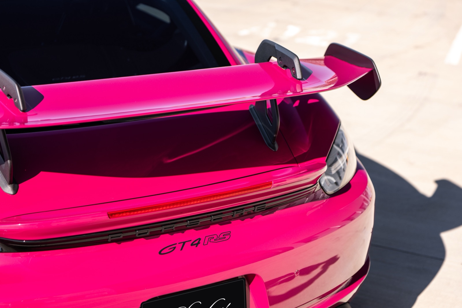 Porsche 718 Cayman GT4 RS, photograph 16 of 27