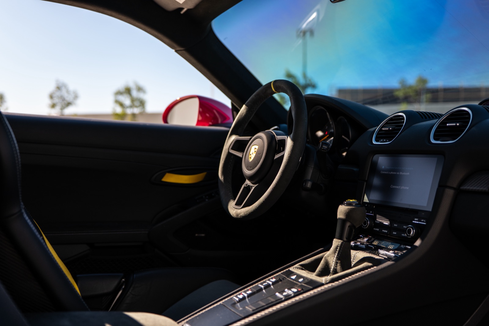 Porsche 718 Cayman GT4 RS, photograph 23 of 27