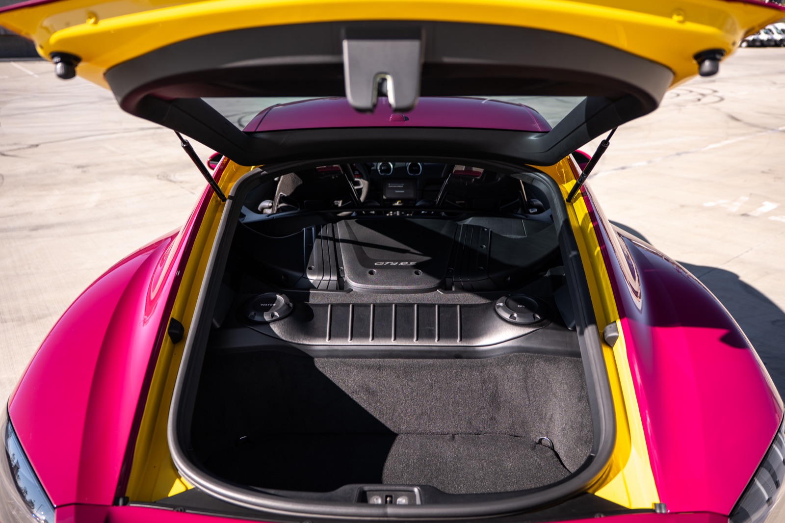 Porsche 718 Cayman GT4 RS, photograph 26 of 27