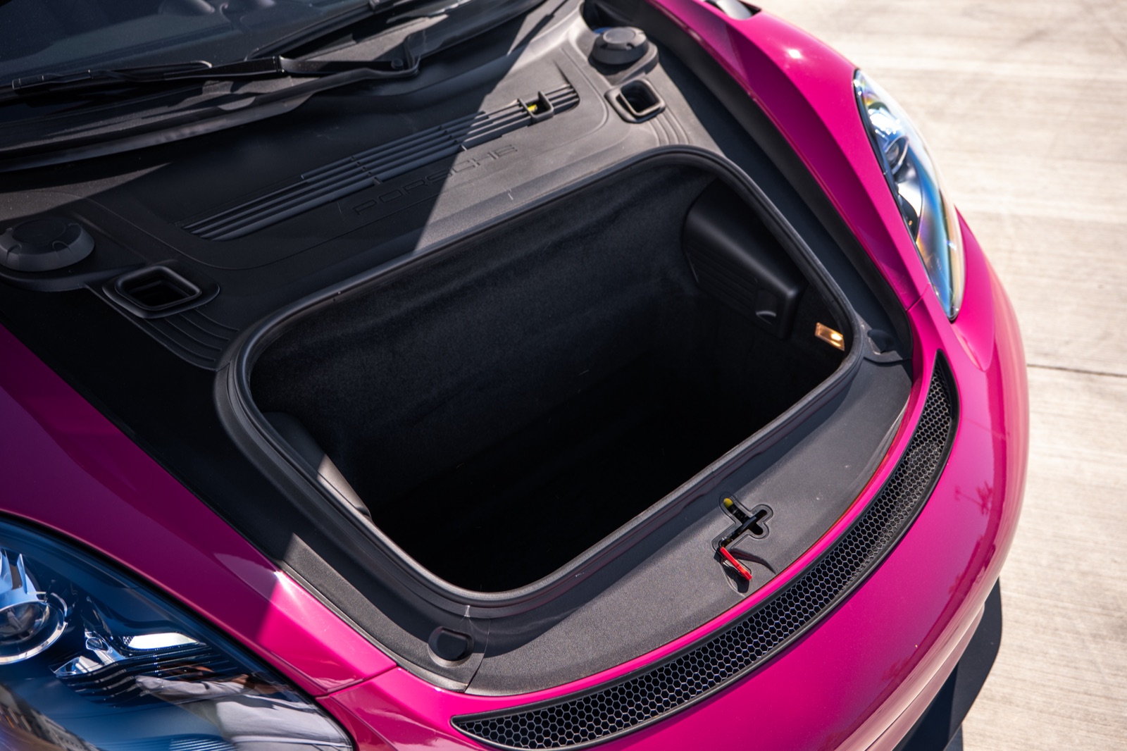 Porsche 718 Cayman GT4 RS, photograph 27 of 27