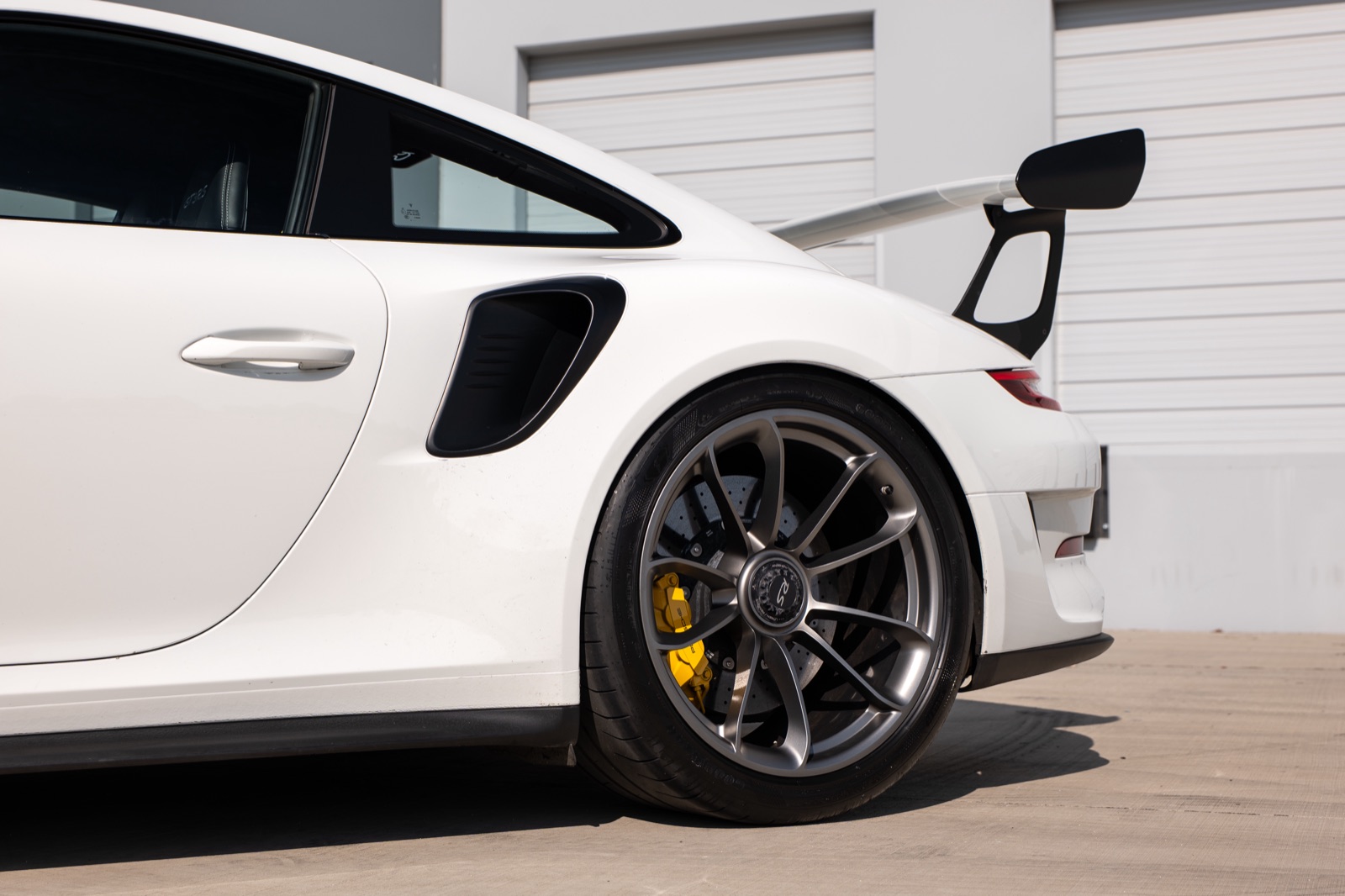 Porsche 911 GT3 RS, photograph 12 of 27