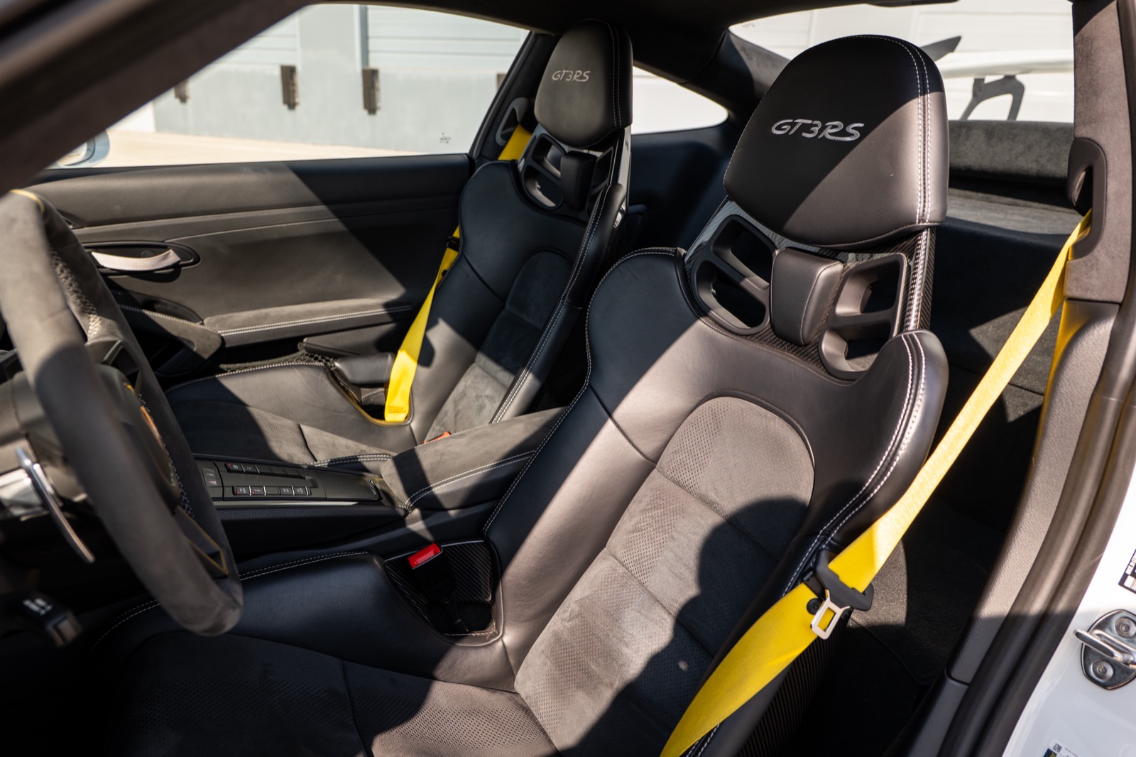 Porsche 911 GT3 RS, photograph 21 of 27
